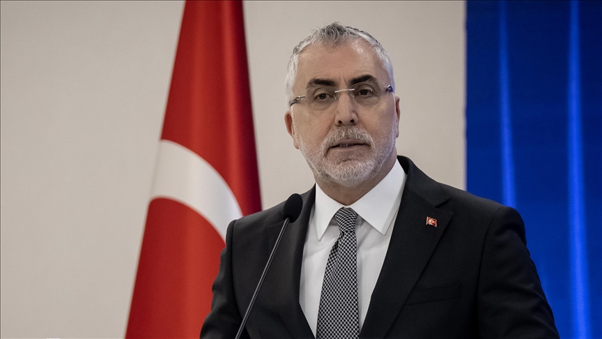 Bakan Işıkhan'dan kamu çalışanlarının mali ve sosyal haklarına ilişkin açıklama