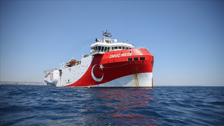 ORUÇ REİS SİSMİK ARAŞTIRMA GEMİSİ MAVİ VATAN'A DÖNDÜ