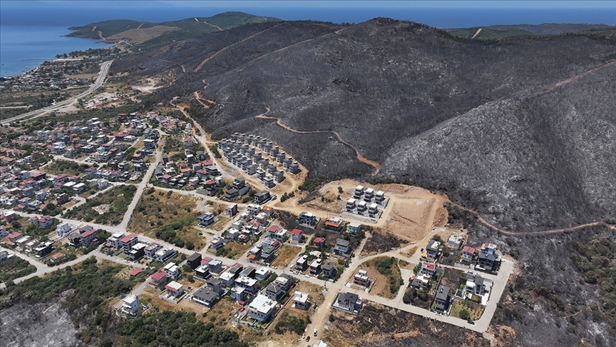 İZMİR VE BİLECİK'İN ORMAN YANGININDAN ETKİLENEN İLÇELERİ "GENEL HAYATA ETKİLİ AFET BÖLGESİ" İLAN EDİLDİ