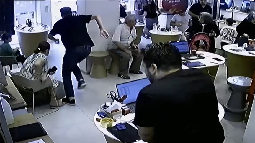 UZMANLAR GEMLİK'TEKİ DEPREMLERİN İSTANBUL'LA İLİŞKİSİNİ DEĞERLENDİRDİ