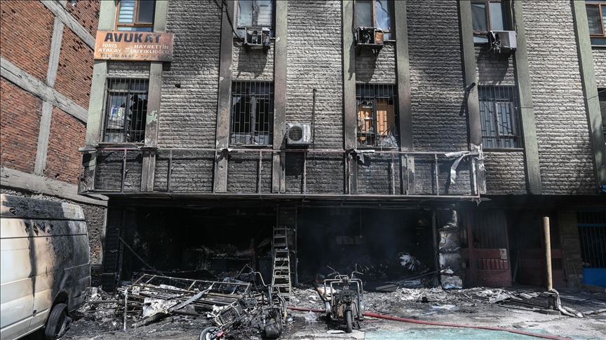 Ankara'da bir binada çıkan yangın söndürüldü