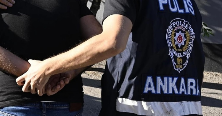 ANKARA'DA UYUŞTURUCU OPERASYONUNDA 2 ŞÜPHELİ TUTUKLANDI