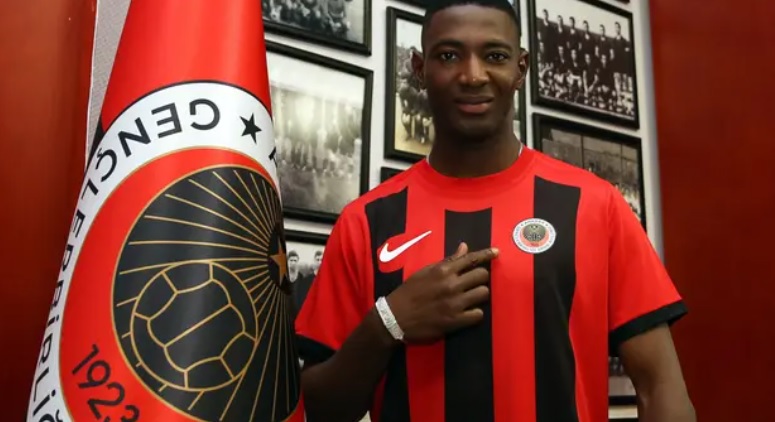 GENÇLERBİRLİĞİ'NE MALİLİ ORTA SAHA