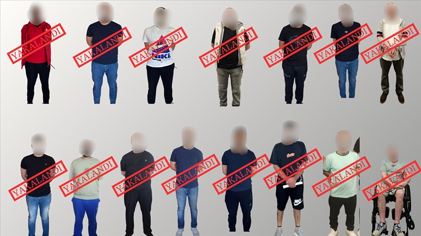 KIRMIZI BÜLTENLE ARANAN 13, ULUSAL SEVİYEDE ARANAN 2 KİŞİ YAKALANARAK TÜRKİYE'YE GETİRİLDİ