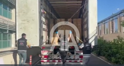 ADANA'da 11 MİLYON 730 BİN MAKARON ELE GEÇİRİLDİ