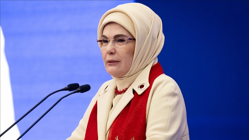 Emine Erdoğan: 15 Temmuz, milletimizin kararlılığıyla yazılan onurlu bir direnişin ve ölümsüz bir zaferin adıdır