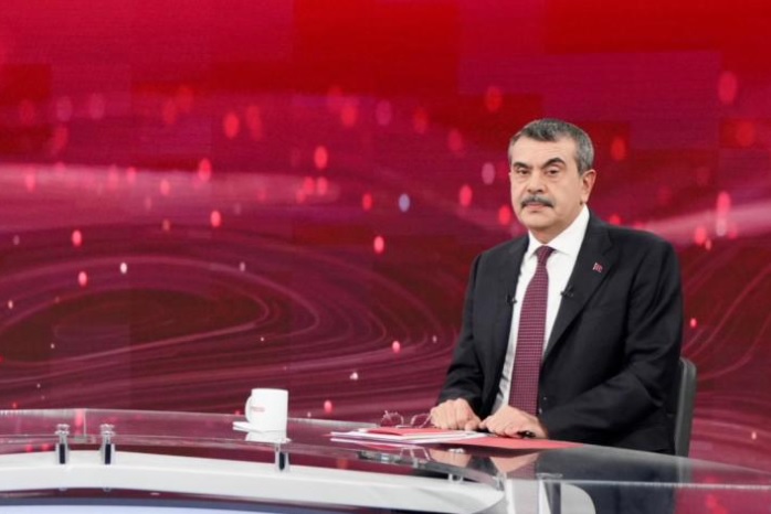 BAKAN TEKİN: 719 ÖĞRENCİMİZİN TÜM SORULARI DOĞRU YANITLAMASI SAĞLIKLI BİR DURUM