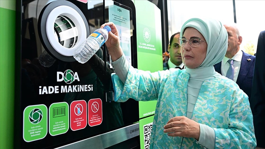 EMİNE ERDOĞAN'DAN ÇEVRE ŞENLİĞİ PAYLAŞIMI