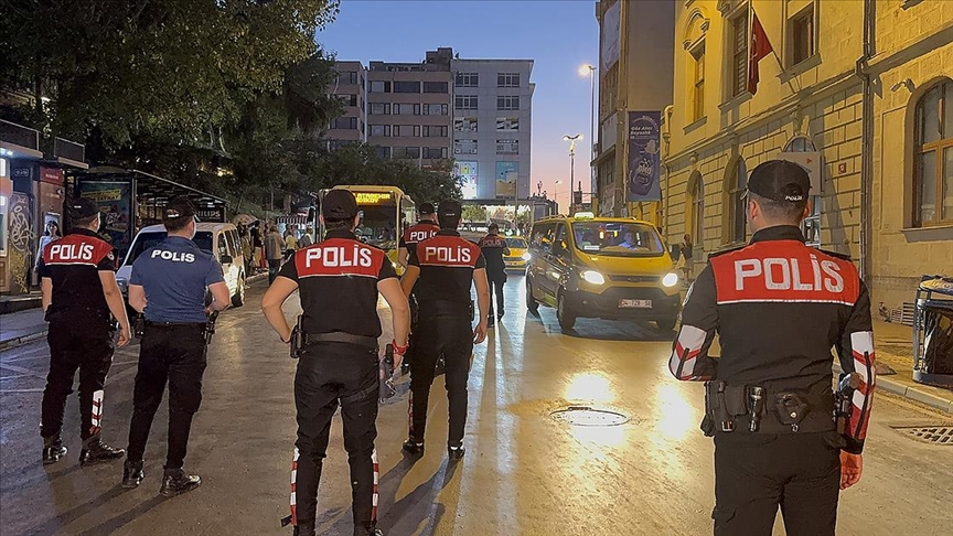 "HUZUR İSTANBUL" UYGULAMASINDA 835 KİŞİ GÖZALTINA ALINDI