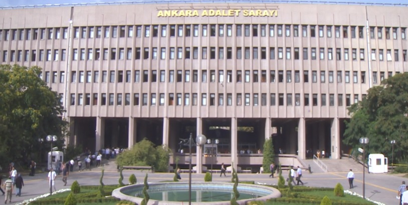 ANKARA ADLİYESİ'NDE ZABİT KATİBİ SAVCININ ŞİFRESİYLE ORTALIĞI KARIŞTIRDI