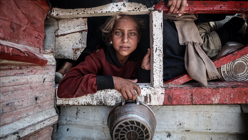 GAZZE'DEN DÖNEN İNGİLİZ DOKTOR, İSRAİL'İN DAYATTIĞI AÇLIK KRİZİNİN "HER DAKİKA DAHA DA KÖTÜLEŞTİĞİNİ" ANLATTI