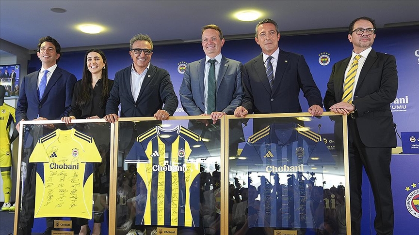 Fenerbahçe, stat isim ve forma sponsorluğu için Chobani ile sözleşme imzaladı