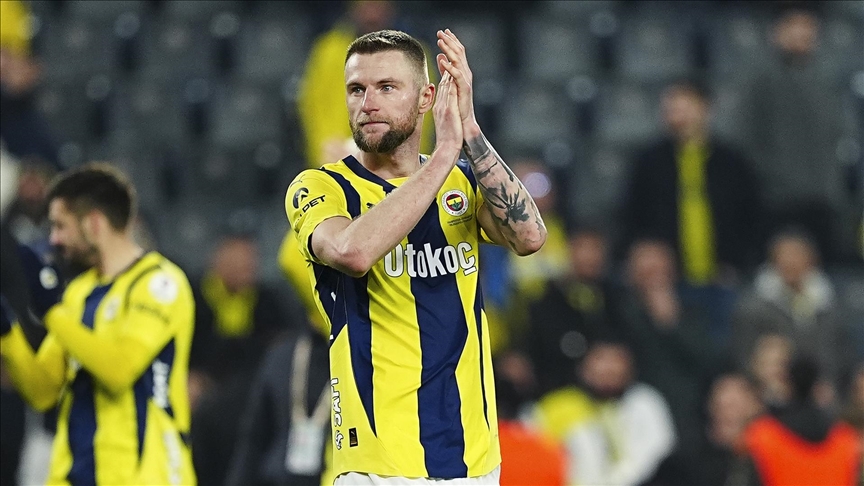 FENERBAHÇE, MİLAN SKRİNİAR İÇİN TRANSFER GÖRÜŞMELERİNE BAŞLANDIĞINI DUYURDU