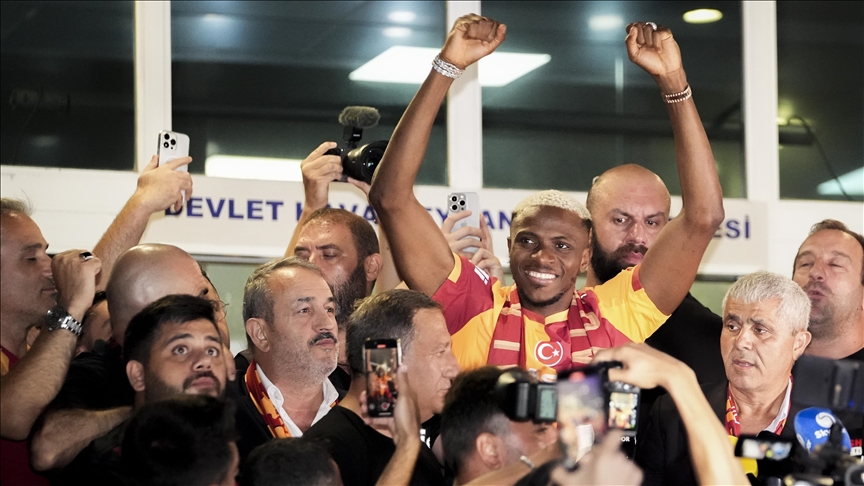 GALATASARAY'IN OSİMHEN TRANSFERİ, BONSERVİS BEDELİYLE AVRUPA'DA 3. SIRADA