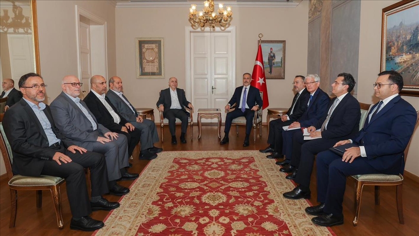 DIŞİŞLERİ BAKANI FİDAN, HAMAS HEYETİYLE GÖRÜŞTÜ