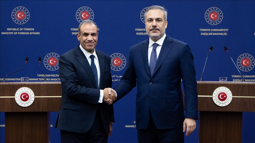 Dışişleri Bakanı Fidan, Mısırlı mevkidaşı Abdulati ile telefonda görüştü