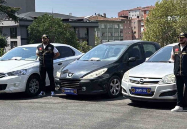 İst. merkezli 10 ilde dev “CHANGE ARAÇ” operasyonu