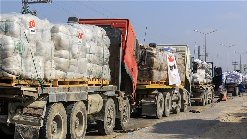 TÜRKİYE, GAZZE'YE YARDIMLARINI SÜRDÜRÜYOR