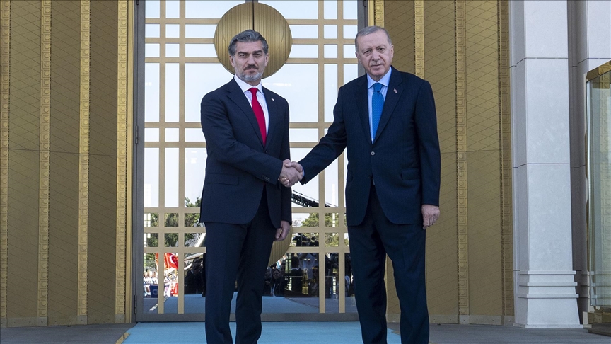 CUMHURBAŞKANI ERDOĞAN, GÜRCİSTAN CUMHURBAŞKANI KAVELASHVİLİ'Yİ RESMİ TÖRENLE KARŞILADI