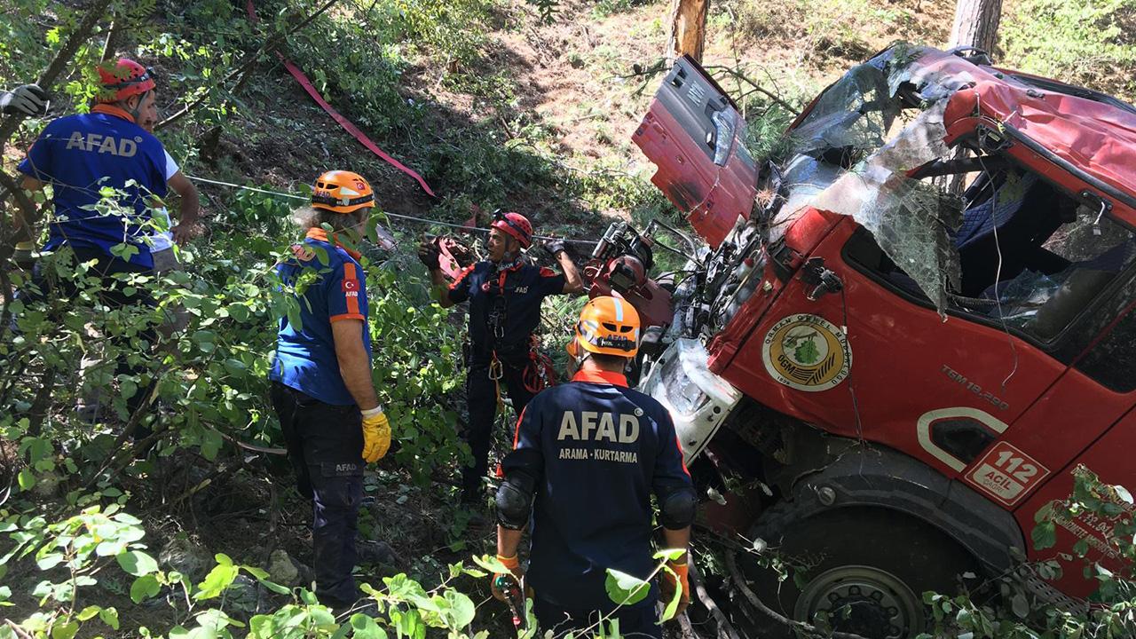 Osmaniye'de yangına giden arazöz devrildi: 1 Şehit
