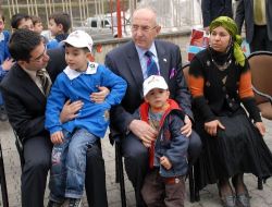 Türk Kızılayı, Bal Filminin Başrol Oyuncusu Bora'ya Eğitimi Boyunca Bursuverecek