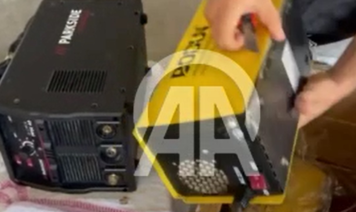 KARGO PAKETLERİNDE KAÇAK 1350 PAKET SİGARA VE 1900 ELEKTRONİK SİGARA BULUNDU