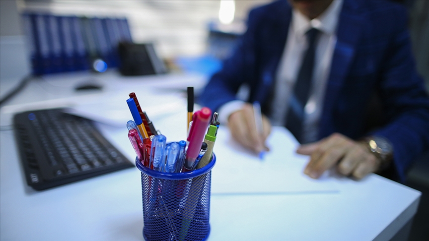 8. DÖNEM KAMU TOPLU SÖZLEŞMESİ'NDE KISMİ ANLAŞMA SAĞLANDI