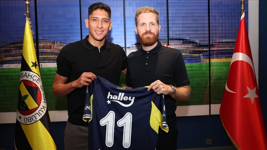 FENERBAHÇE, EDSON ALVAREZ'İ KİRALIK OLARAK KADROSUNA KATTI