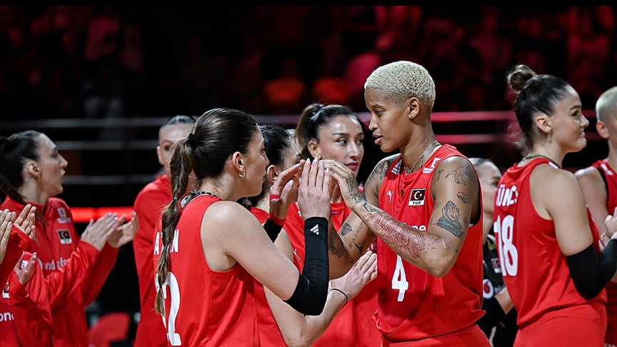 A MİLLİ KADIN VOLEYBOL TAKIMI, DÜNYA ŞAMPİYONASI'NDA YARIN BULGARİSTAN'LA KARŞILAŞACAK