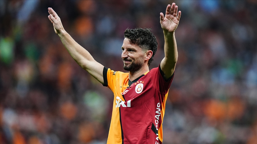 DRİES MERTENS, 38 YAŞINDA FUTBOLU BIRAKTI