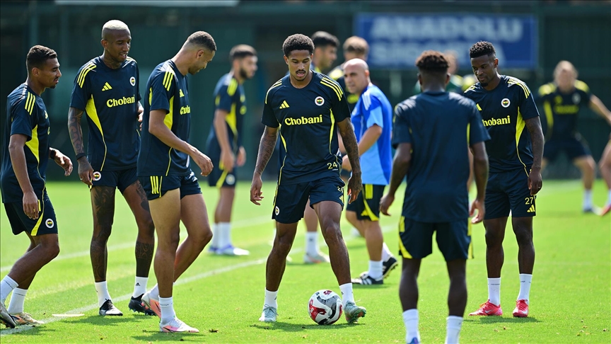 Fenerbahçe'nin Benfica maçı kamp kadrosu belli oldu!