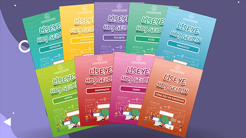 MEB, LİSEYE YENİ BAŞLAYACAK ÖĞRENCİLER İÇİN KİTAP SETİ HAZIRLADI