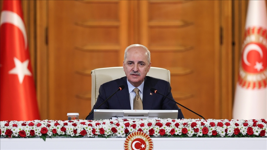 Kurtulmuş: Türkiye modelini ortaya koymak komisyonun tarihi başarılarından olacaktır