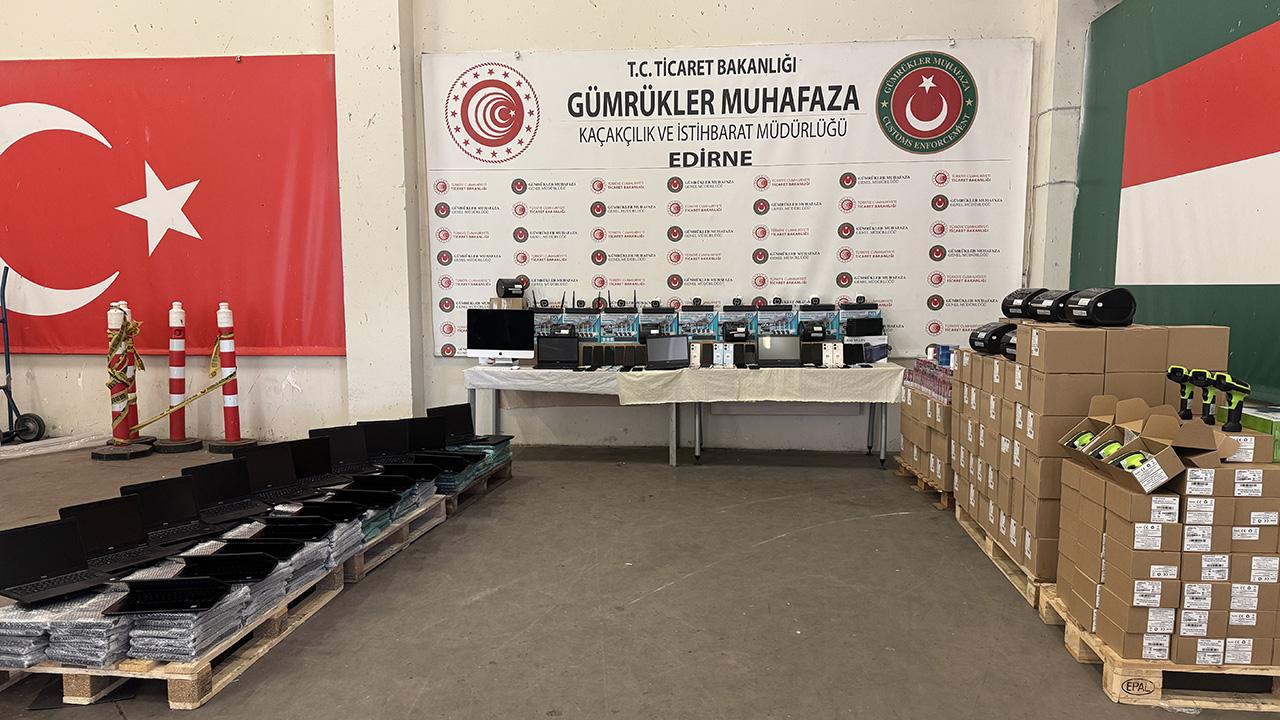 KAPIKULE VE HAMZABEYLİ’DE KAÇAK EŞYA OPERASYONU