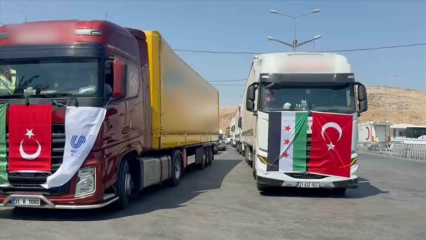 TÜRKİYE İLE SURİYE ARASINDA AKTARMASIZ KARA YOLU TAŞIMACILIĞI 13 YIL SONRA YENİDEN BAŞLADI