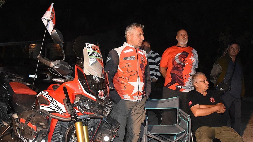 MOTOSİKLET GÖNÜLLÜLERİ BÜYÜK TAARRUZ'U "SÜVARİNİN İZİNDEN" GİDEREK ANACAK