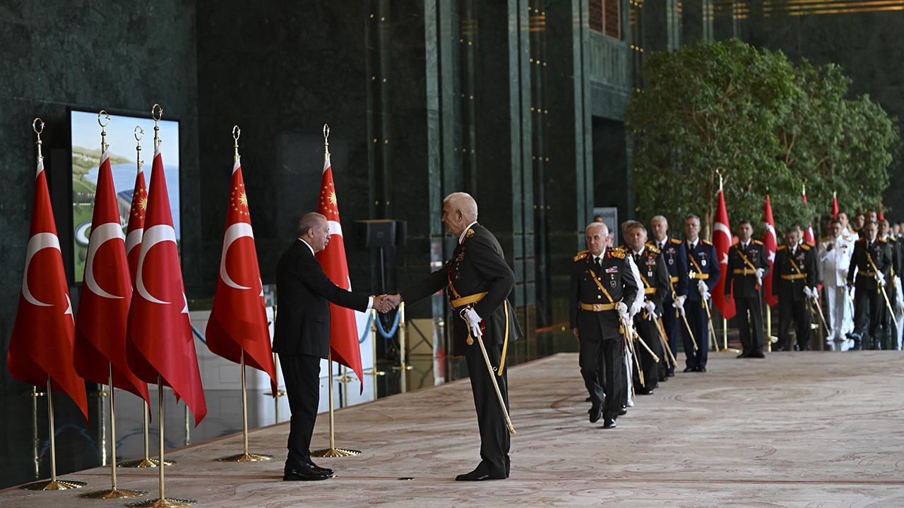 CUMHURBAŞKANI ERDOĞAN, 30 AĞUSTOS TEBRİKLERİNİ KABUL ETTİ