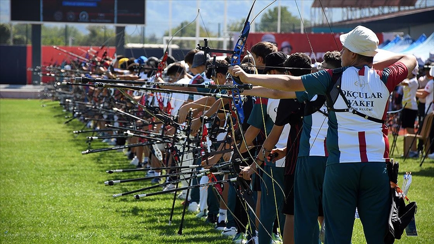 TÜRKİYE 15 YAŞ ALTI OKÇULUK LİGİ'NDE YENİ METE GAZOZLAR YETİŞECEK