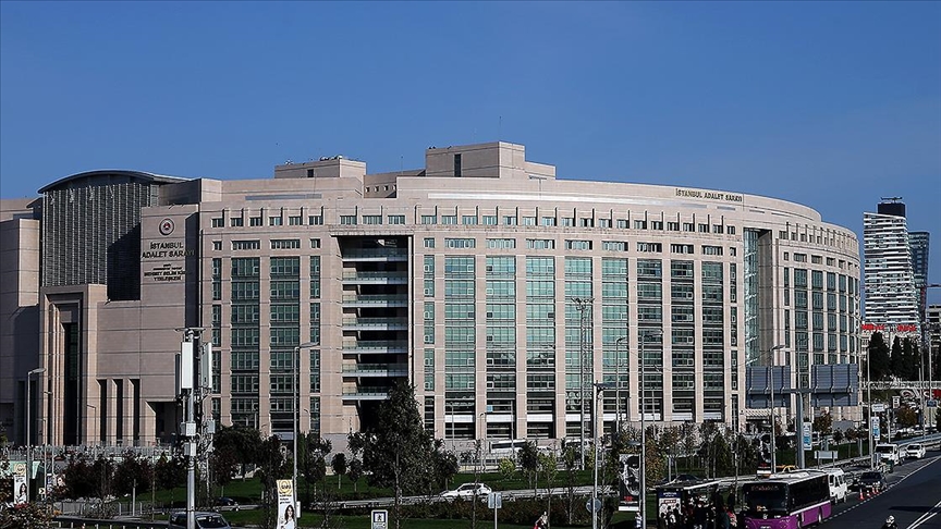 İBB'YE YÖNELİK YOLSUZLUK SORUŞTURMASINDA KIRMIZI BÜLTEN KARARI