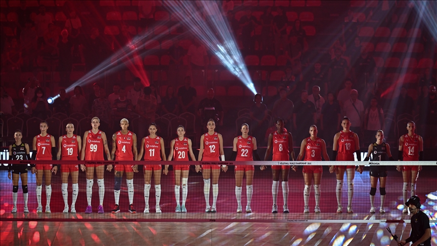 2025 FIVB DÜNYA ŞAMPİYONASI / A MİLLİ KADIN VOLEYBOL TAKIMIMIZ ÇEYREK FİNALE YÜKSELDİ