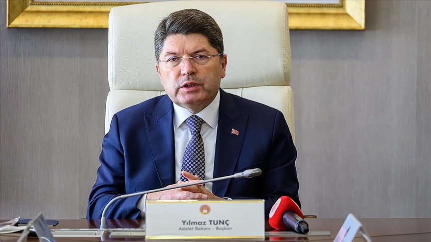 ADALET BAKANI TUNÇ'TAN HSK ÜYELERİYLE TOPLANTISINA İLİŞKİN AÇIKLAMA