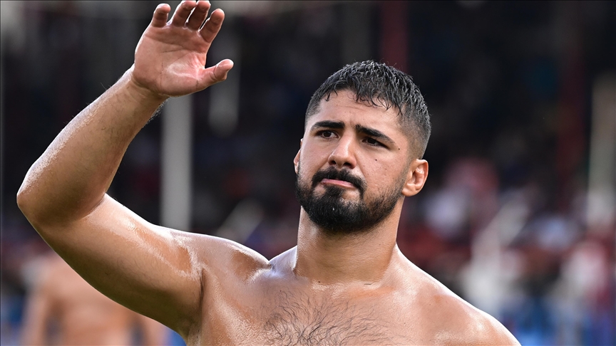 673. TARİHİ ELMALI YAĞLI GÜREŞLERİ'NDE BAŞPEHLİVANLIĞI ENES DOĞAN KAZANDI