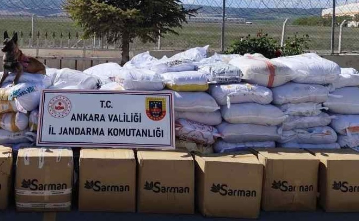 ANKARA'DA 6 TON 100 KİLOGRAM KAÇAK TÜTÜN ELE GEÇİRİLDİ!