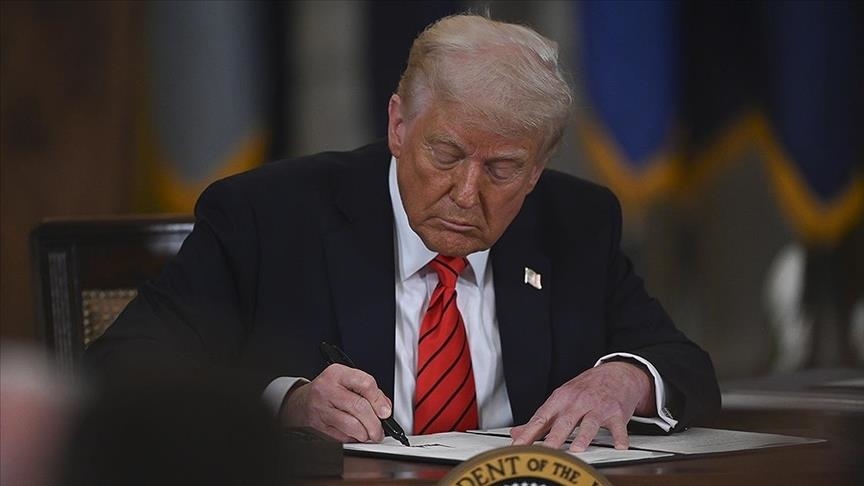 Trump'ın "Savaş Bakanlığı" hamlesi ABD'nin "3. Dünya Savaşı'na hazırlandığı" tartışmalarını alevlendirdi