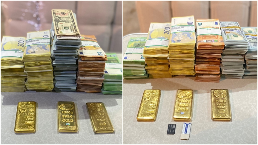 Manavgat Belediyesi'ne yönelik operasyonda zirai depoya saklanmış altın ve döviz ele geçirildi