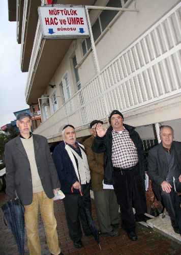 Müftülük Önünde Hac Heyecanı