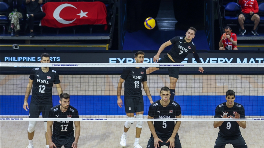 A MİLLİ ERKEK VOLEYBOL TAKIMI'NIN SON 16 TURUNDAKİ RAKİBİ HOLLANDA OLDU