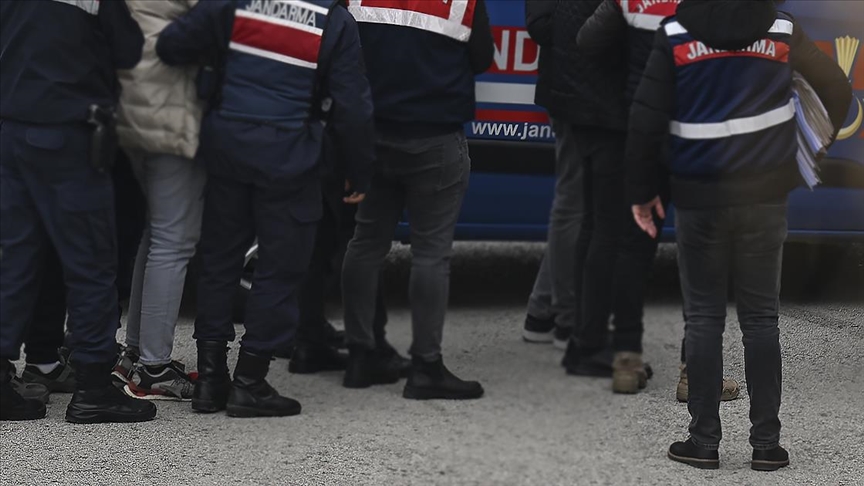 BAŞKENTTE ÇEŞİTLİ SUÇLARDAN ARANAN 792 KİŞİ YAKALANDI