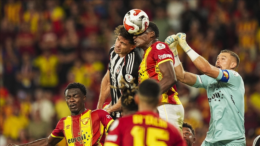 GÖZTEPE, BEŞİKTAŞ'I MAĞLUP ETTİ