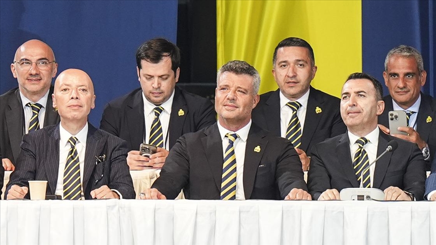 FENERBAHÇE'NİN YENİ BAŞKANI SADETTİN SARAN OLDU!